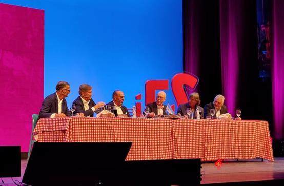 开云电子-从1982到2022,蓝衣军团世界杯英雄畅聊夺冠往事