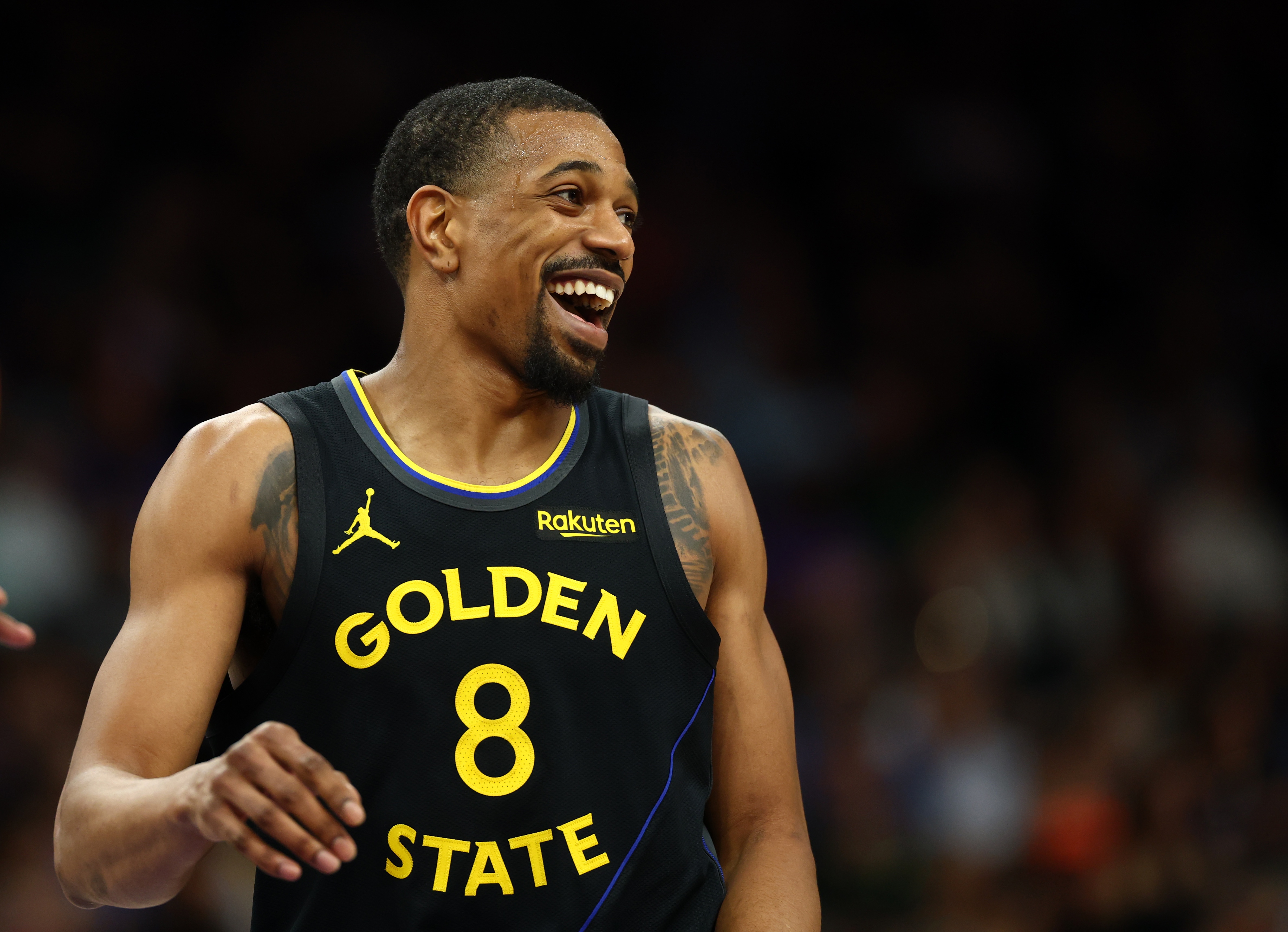 开云官方网站-科尔：梅尔顿过去两场的爆发并非巧合 库里回归吸引了大量防守